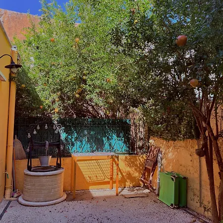 Maison Masse - Historic With Private Courtyard (adults Only) Huoneisto *